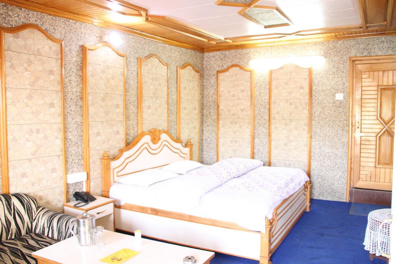 Hotel Vikrant Nainital Ngoại thất bức ảnh